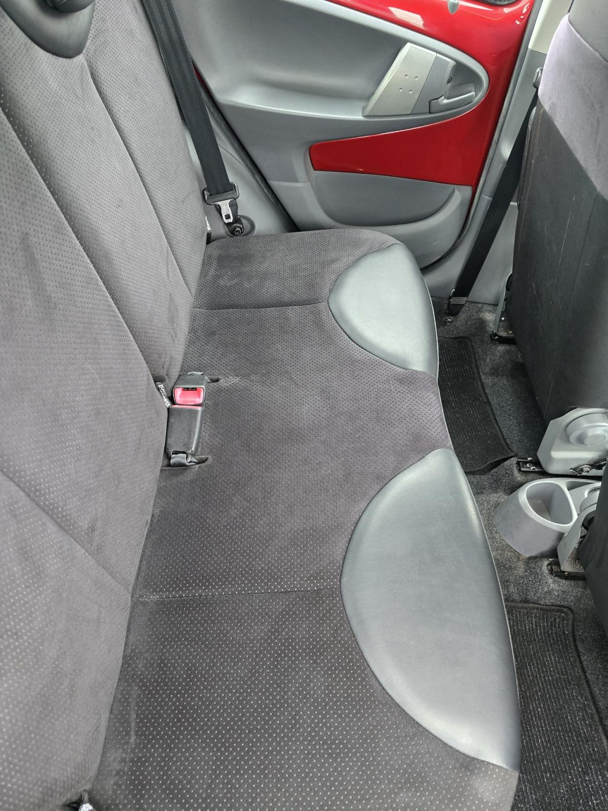 Toyota AYGO 1.0 VVT-i Ice Hatchback 5dr Petrol Manual Euro 5 (67 ps)