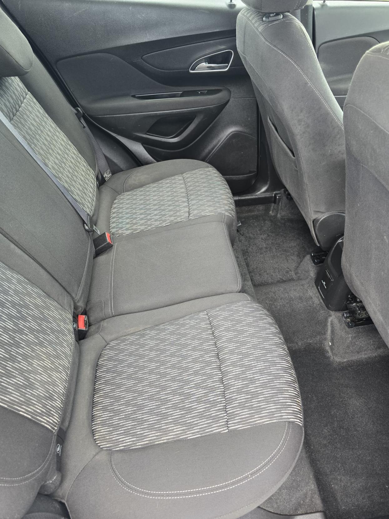 Vauxhall Mokka 1.6i Exclusiv SUV 5dr Petrol Manual 2WD Euro 6 (s/s) (115 ps)