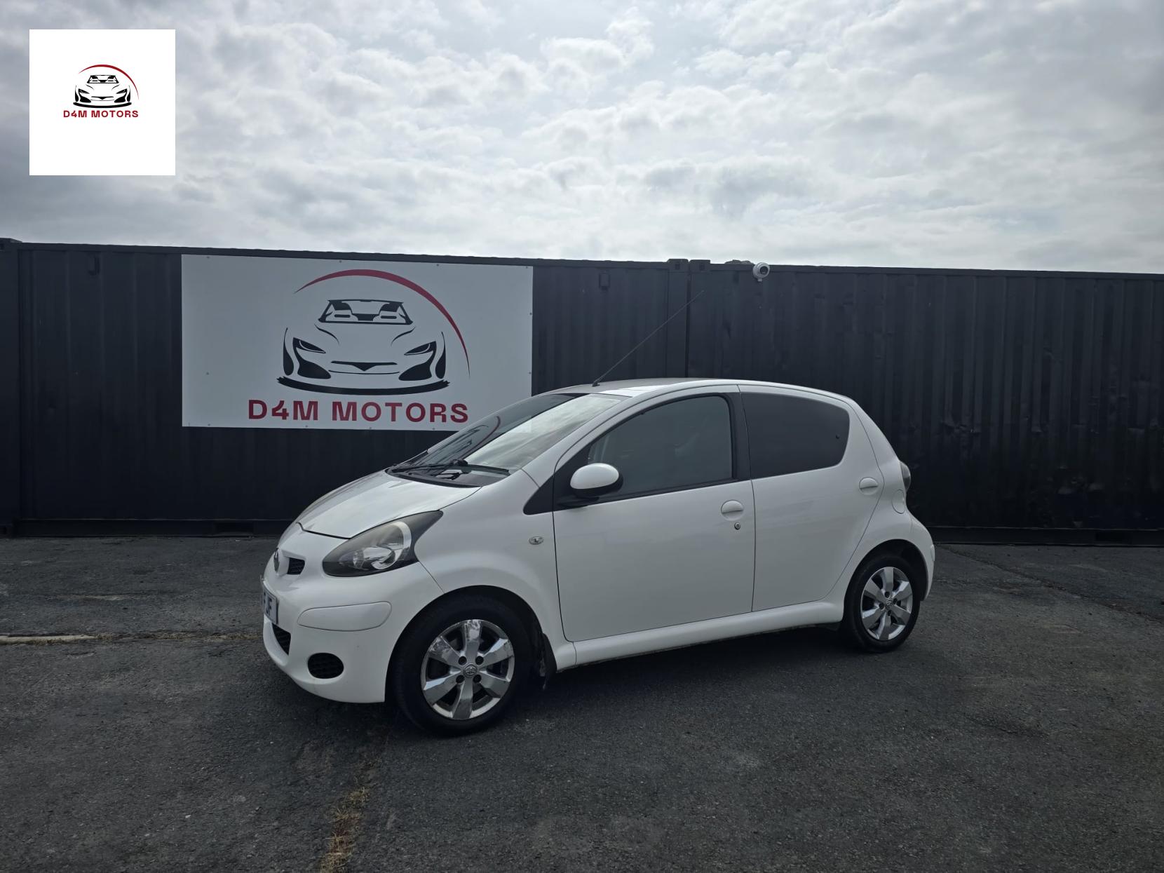 Toyota AYGO 1.0 VVT-i Go Hatchback 5dr Petrol Manual Euro 5 (67 ps)